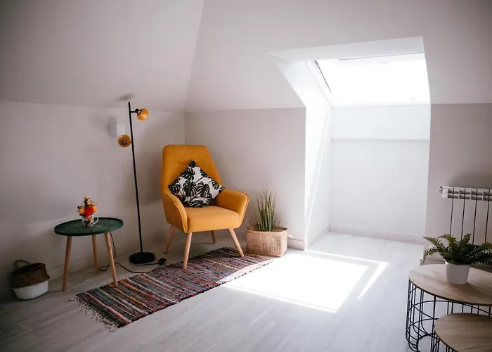 O Balcón Da Ribeira Hotel